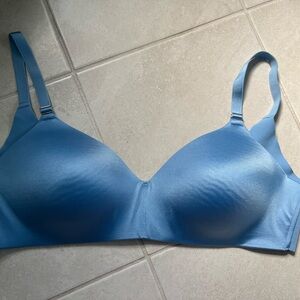 Soma, Vanishing Back, 38 D